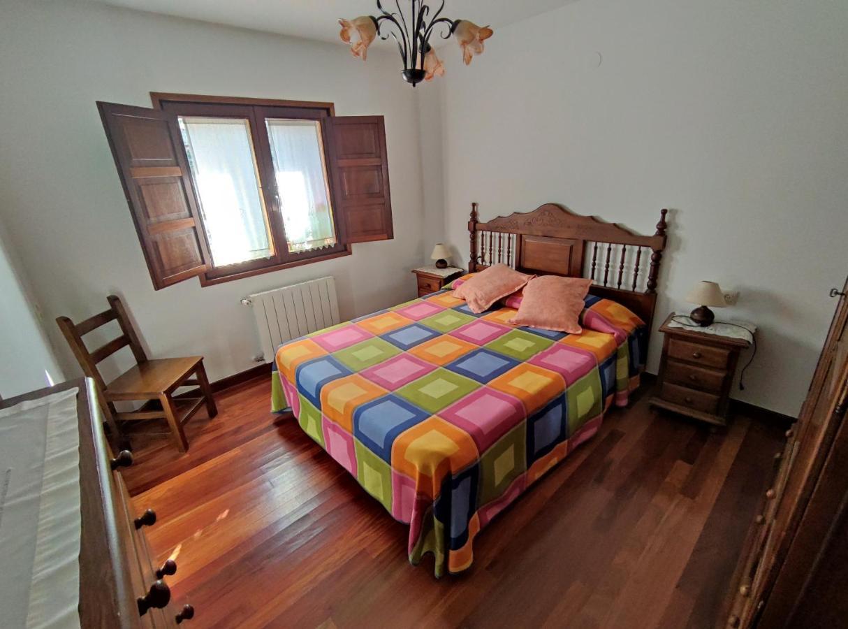 Villa La Huertona Pesaguero-La Parte Exterior foto