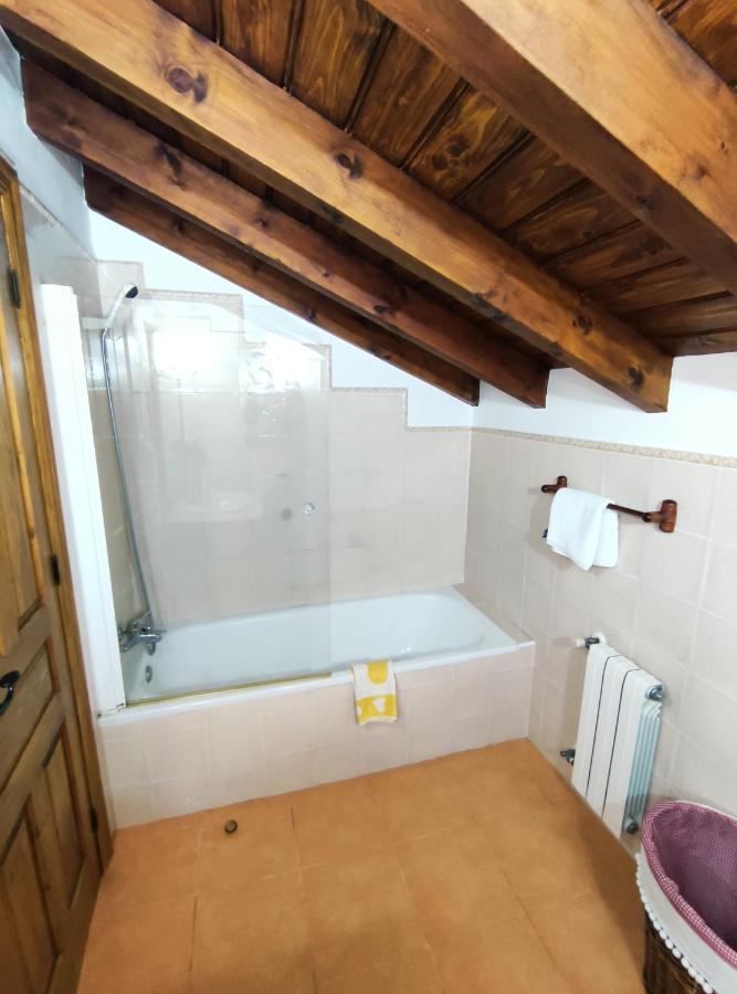 Villa La Huertona Pesaguero-La Parte Exterior foto